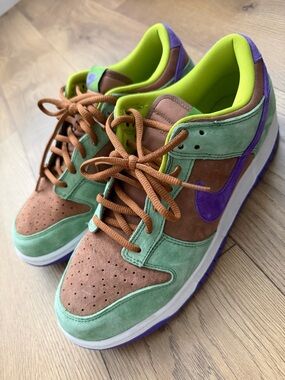 Nike Men's Multi-Color Suede Low-Top Sneakers (Green, Brown, Purple)